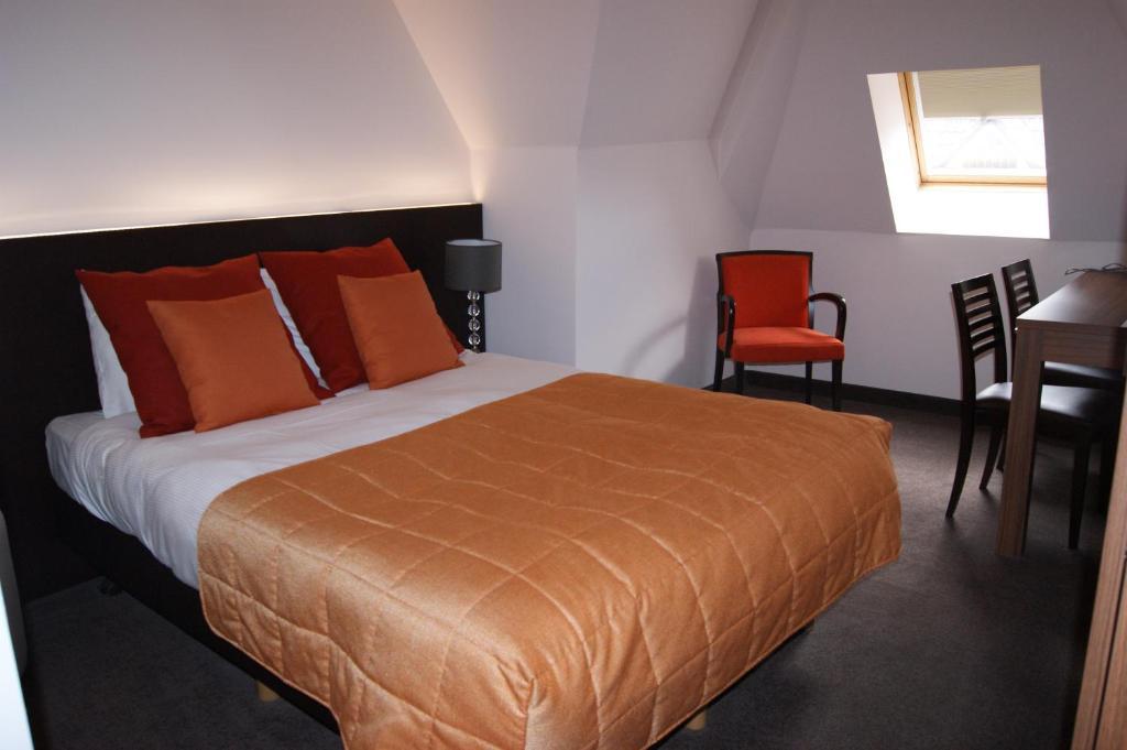Hotel Malpertuus Riemst Rum bild